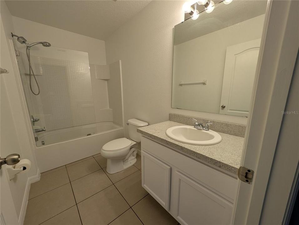 For Rent: $2,500 (3 beds, 2 baths, 1686 Square Feet)