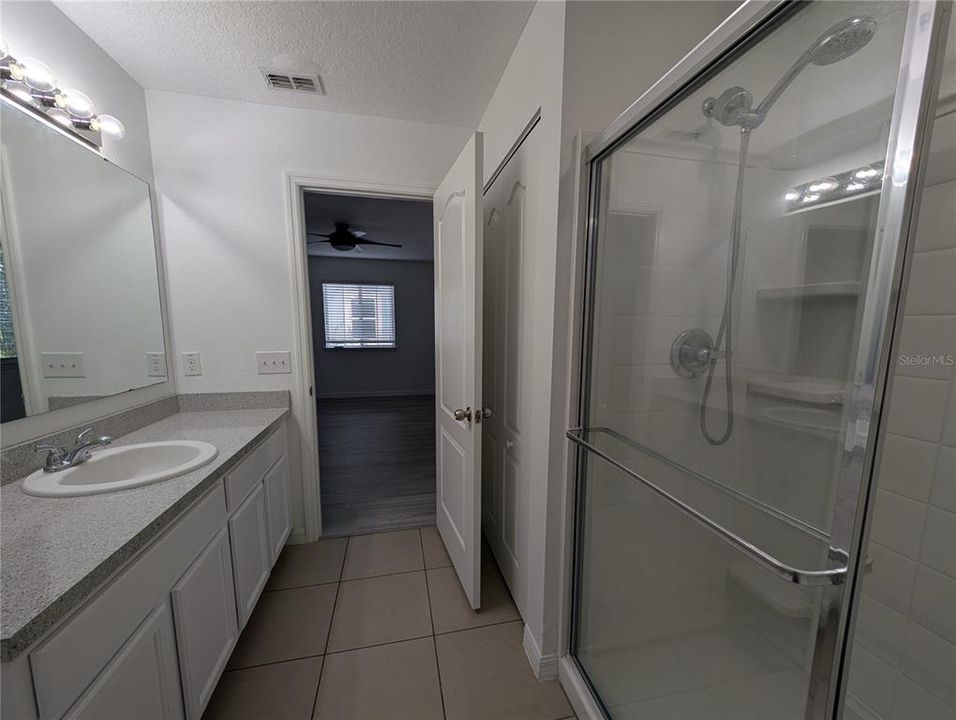 For Rent: $2,500 (3 beds, 2 baths, 1686 Square Feet)