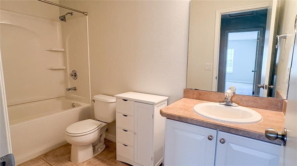 Active With Contract: $2,200 (3 beds, 2 baths, 1689 Square Feet)