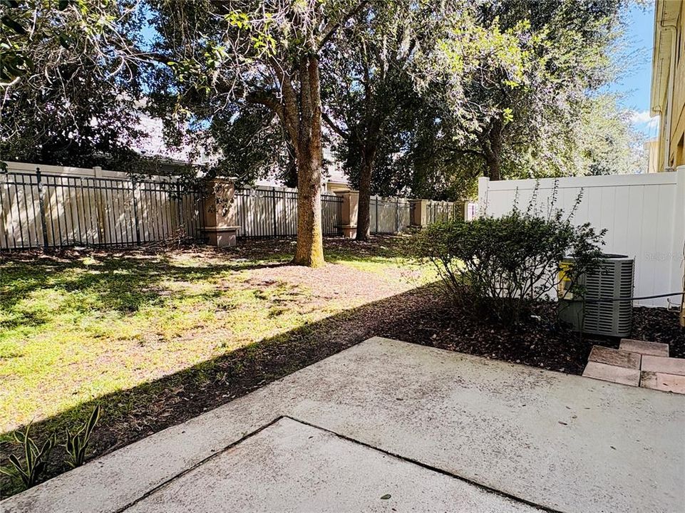 Active With Contract: $2,200 (3 beds, 2 baths, 1689 Square Feet)