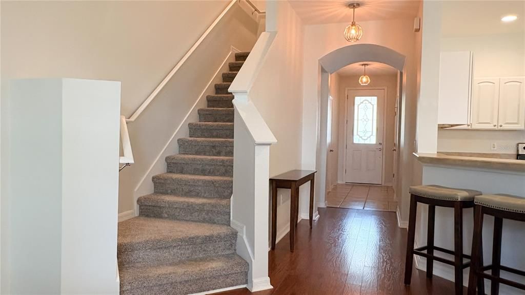 Active With Contract: $2,200 (3 beds, 2 baths, 1689 Square Feet)