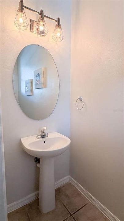 Active With Contract: $2,200 (3 beds, 2 baths, 1689 Square Feet)