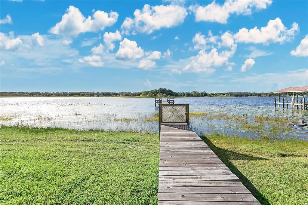 出租: $4,000 (4 贝兹, 3 浴室, 3032 平方英尺)