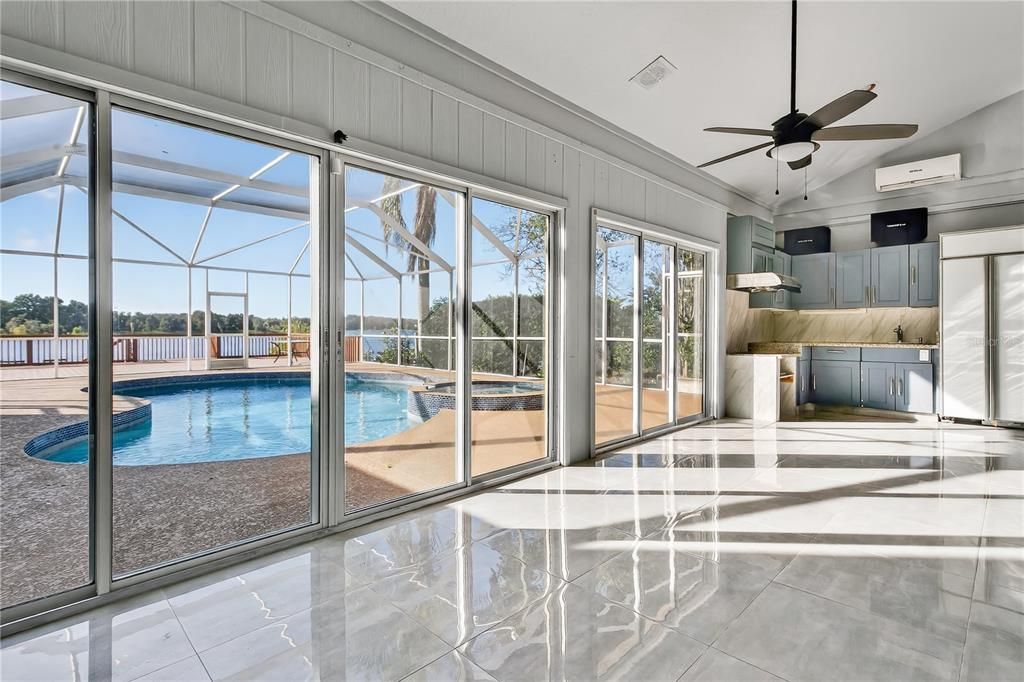 出租: $4,000 (4 贝兹, 3 浴室, 3032 平方英尺)