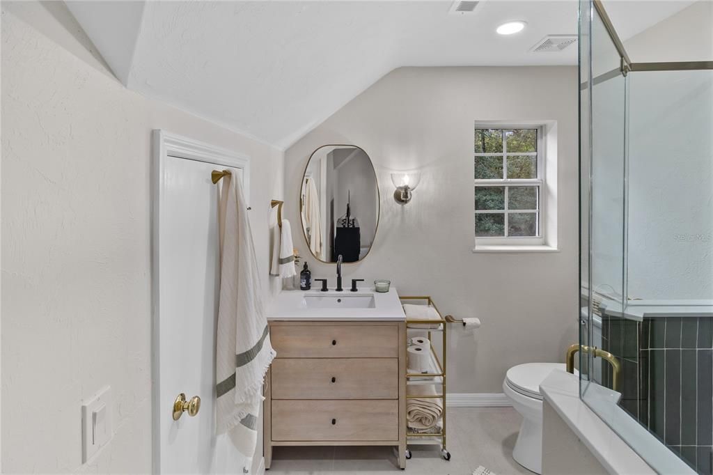 For Rent: $6,500 (4 beds, 3 baths, 3751 Square Feet)