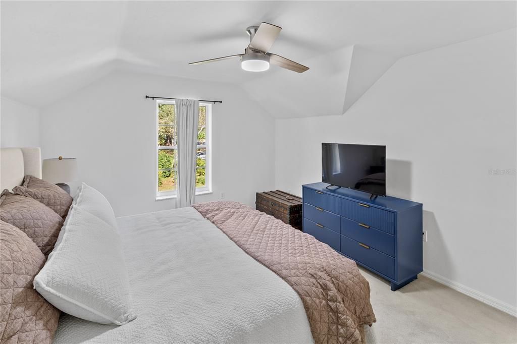 For Rent: $6,500 (4 beds, 3 baths, 3751 Square Feet)