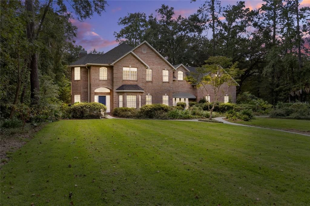 For Rent: $6,500 (4 beds, 3 baths, 3751 Square Feet)