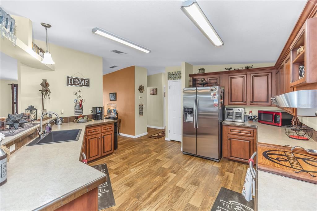 待售: $775,000 (3 贝兹, 2 浴室, 1994 平方英尺)