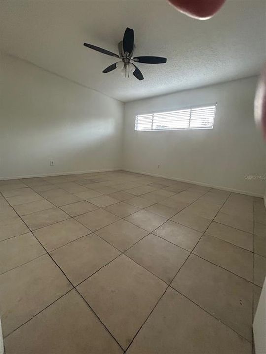 Active With Contract: $1,600 (2 beds, 2 baths, 1191 Square Feet)