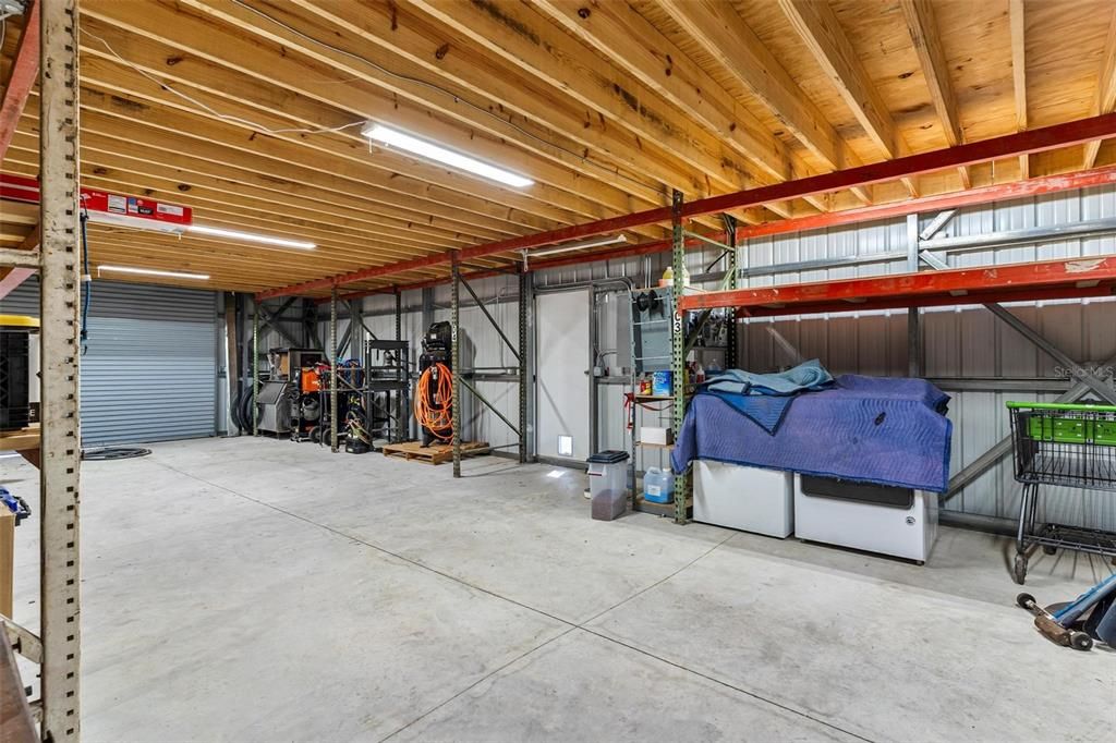 En Venta: $1,300,000 (4 camas, 2 baños, 2616 Pies cuadrados)