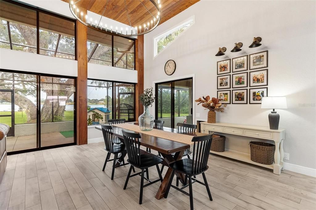 En Venta: $1,300,000 (4 camas, 2 baños, 2616 Pies cuadrados)