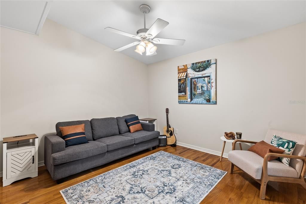 For Sale: $644,900 (5 beds, 3 baths, 3294 Square Feet)