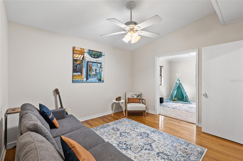 For Sale: $644,900 (5 beds, 3 baths, 3294 Square Feet)