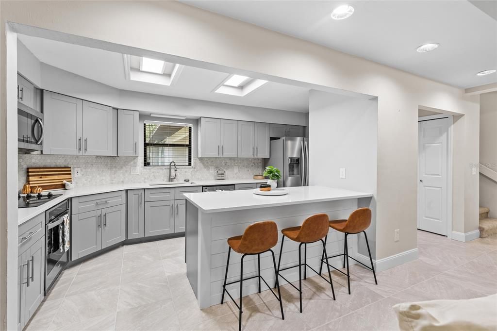 For Sale: $644,900 (5 beds, 3 baths, 3294 Square Feet)