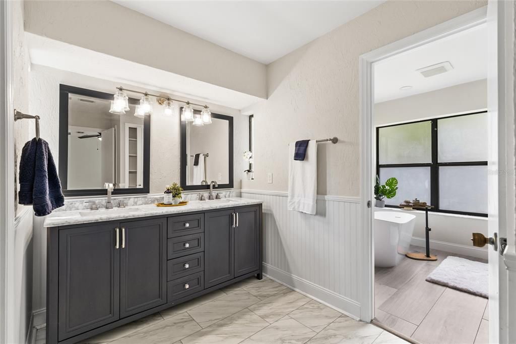 For Sale: $644,900 (5 beds, 3 baths, 3294 Square Feet)