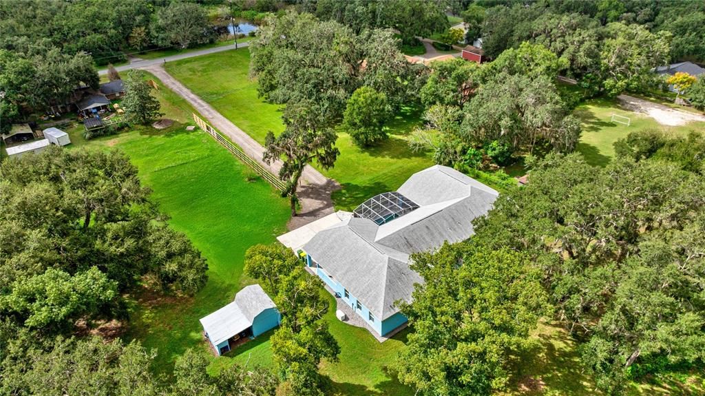 En Venta: $699,000 (4 camas, 3 baños, 3390 Pies cuadrados)