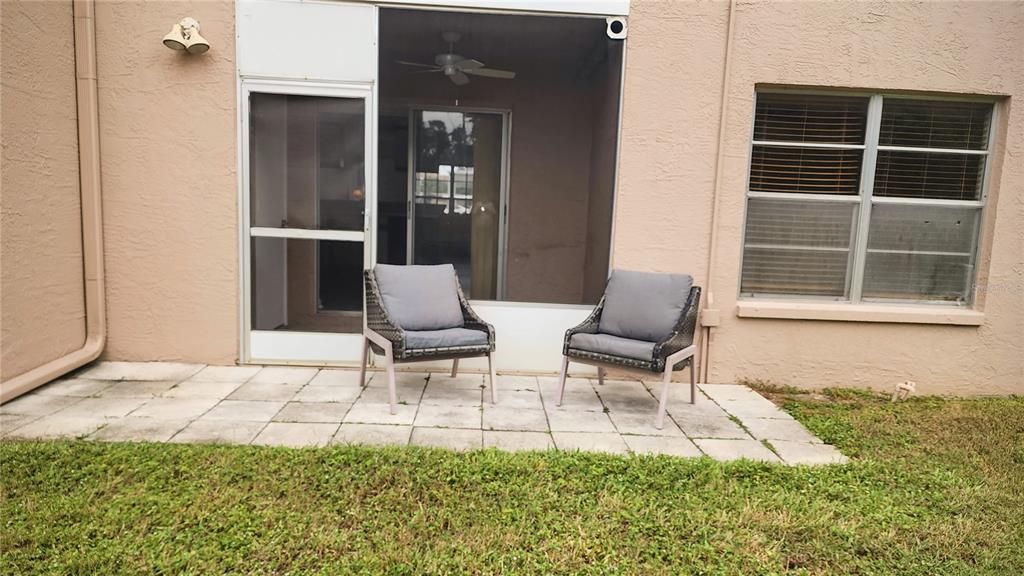 Active With Contract: $125,000 (2 beds, 1 baths, 835 Square Feet)
