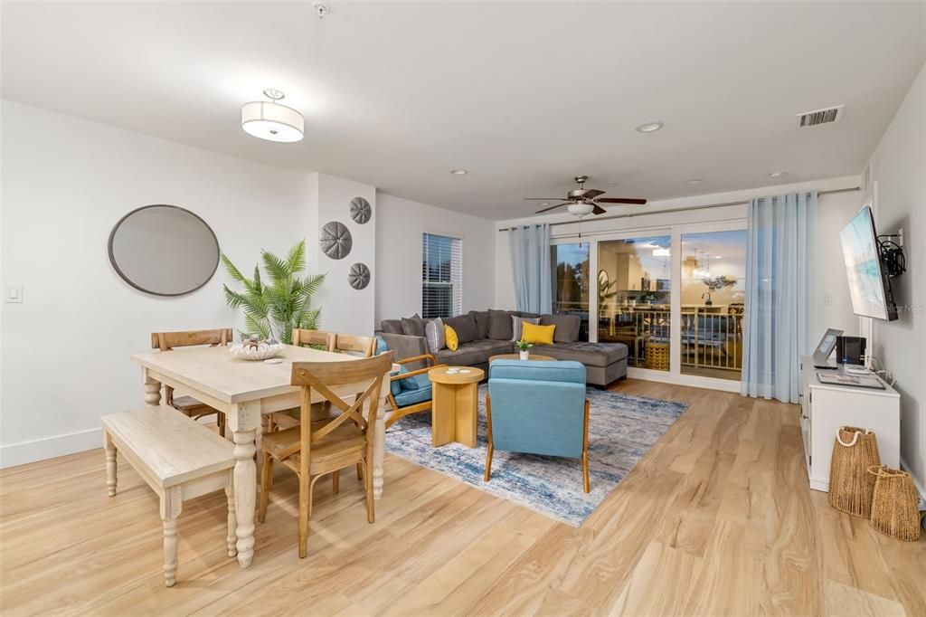 For Sale: $750,000 (3 beds, 3 baths, 1440 Square Feet)