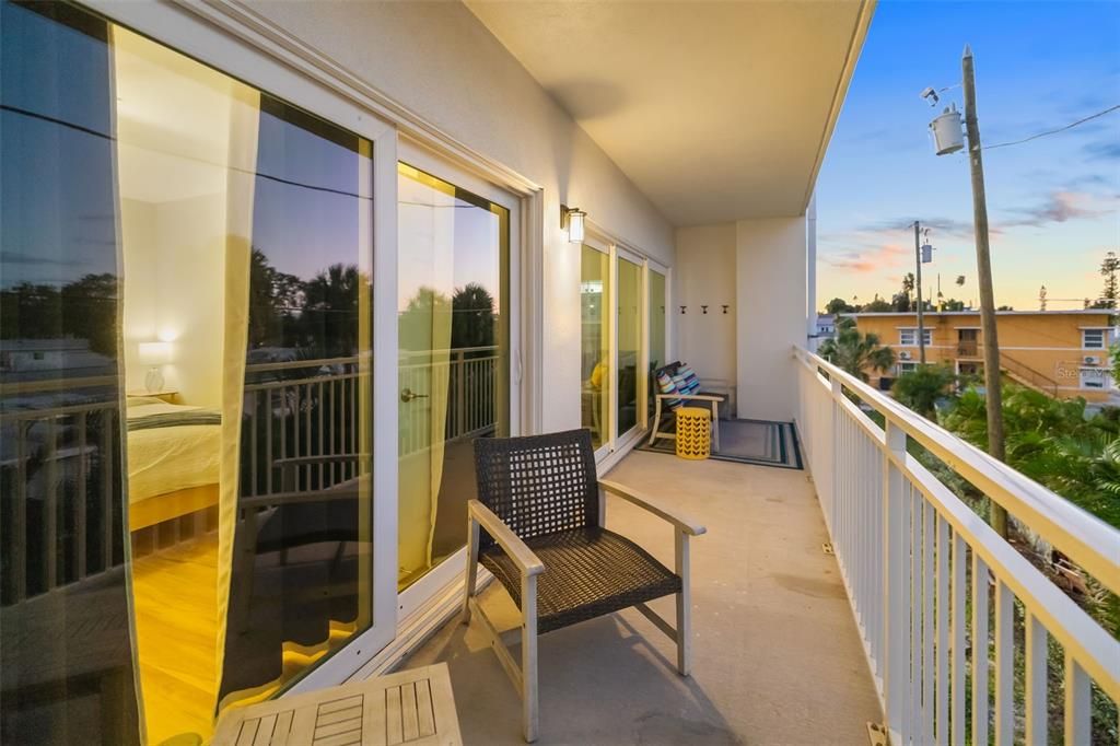 For Sale: $750,000 (3 beds, 3 baths, 1440 Square Feet)