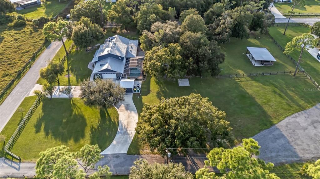 En Venta: $639,000 (3 camas, 2 baños, 2439 Pies cuadrados)