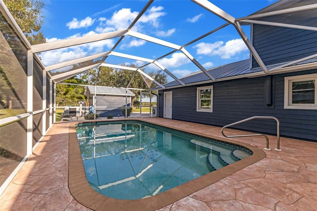 En Venta: $639,000 (3 camas, 2 baños, 2439 Pies cuadrados)