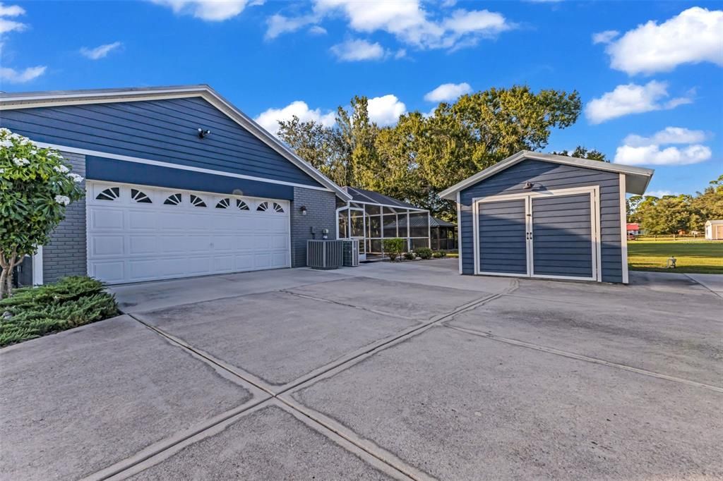 En Venta: $639,000 (3 camas, 2 baños, 2439 Pies cuadrados)