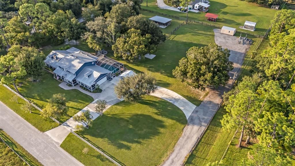 En Venta: $639,000 (3 camas, 2 baños, 2439 Pies cuadrados)