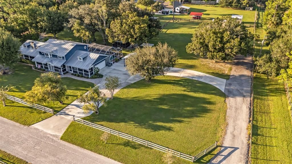 En Venta: $639,000 (3 camas, 2 baños, 2439 Pies cuadrados)