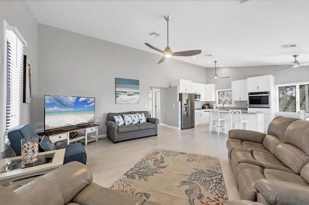 En Venta: $949,900 (2 camas, 2 baños, 1120 Pies cuadrados)