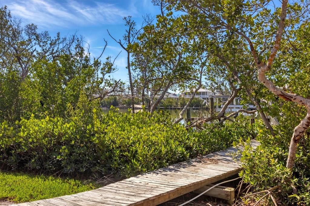 En Venta: $949,900 (2 camas, 2 baños, 1120 Pies cuadrados)