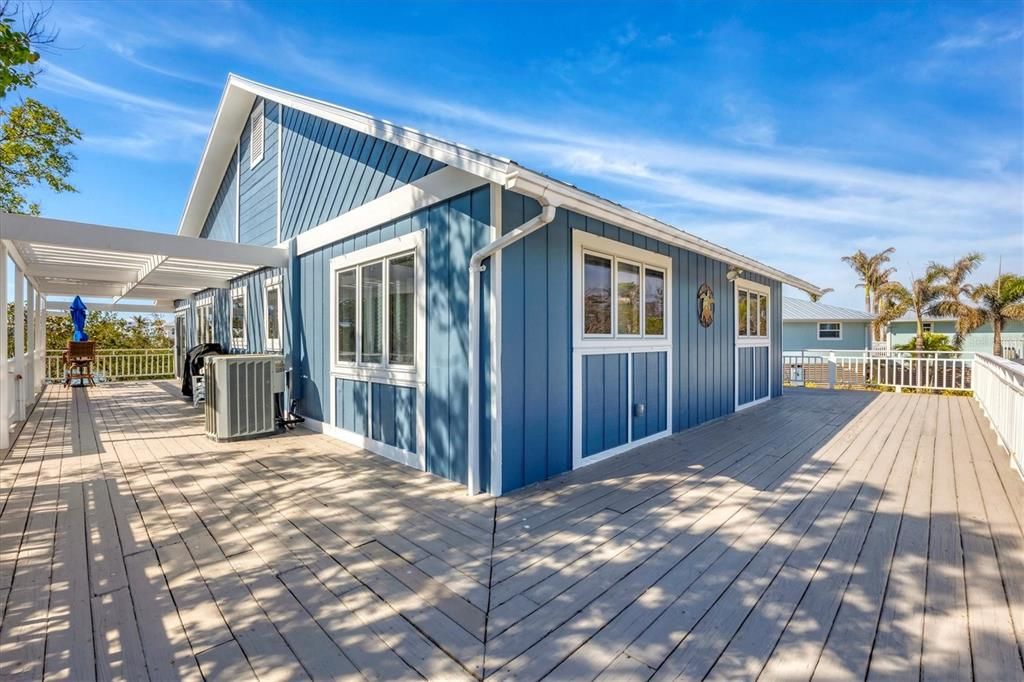 En Venta: $949,900 (2 camas, 2 baños, 1120 Pies cuadrados)