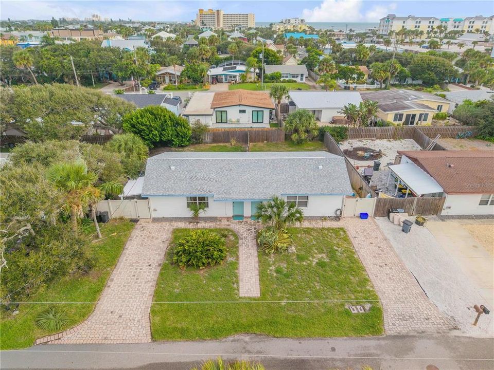 待售: $895,000 (8 贝兹, 0 浴室, 1512 平方英尺)