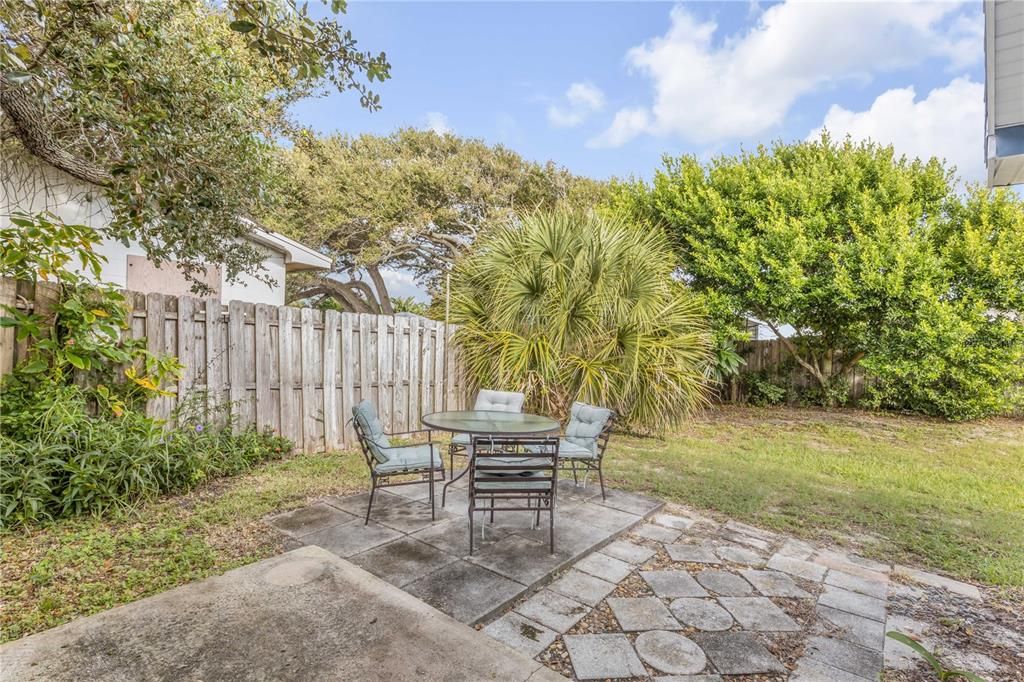 待售: $895,000 (8 贝兹, 0 浴室, 1512 平方英尺)