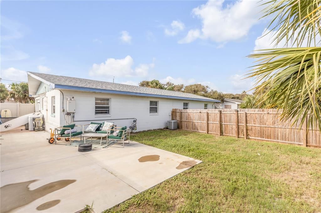 待售: $895,000 (8 贝兹, 0 浴室, 1512 平方英尺)