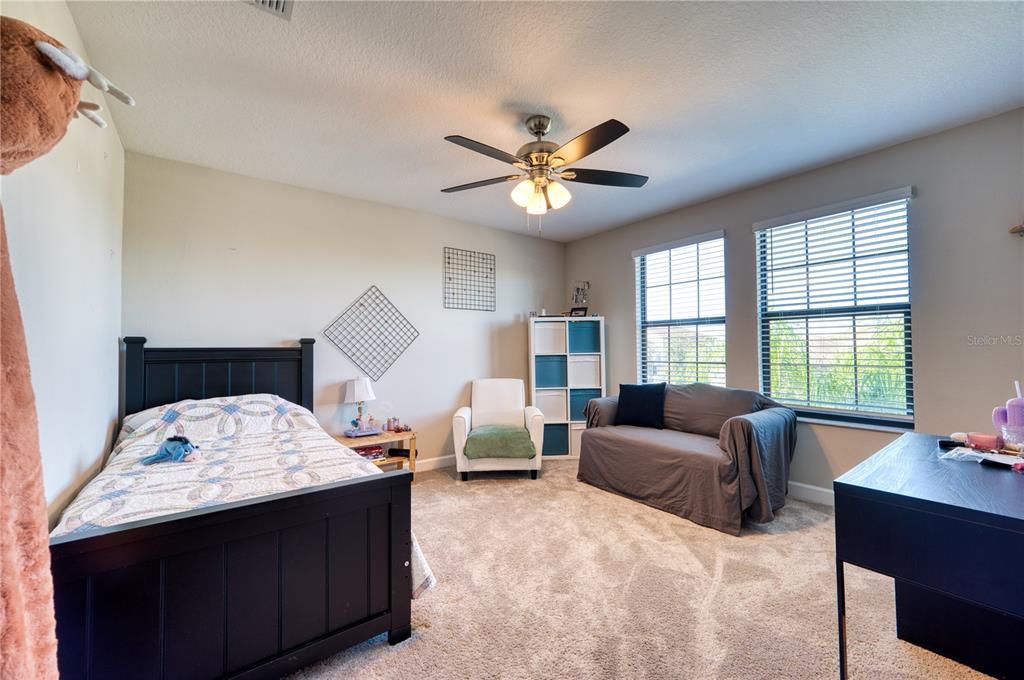 For Sale: $533,500 (5 beds, 3 baths, 3834 Square Feet)