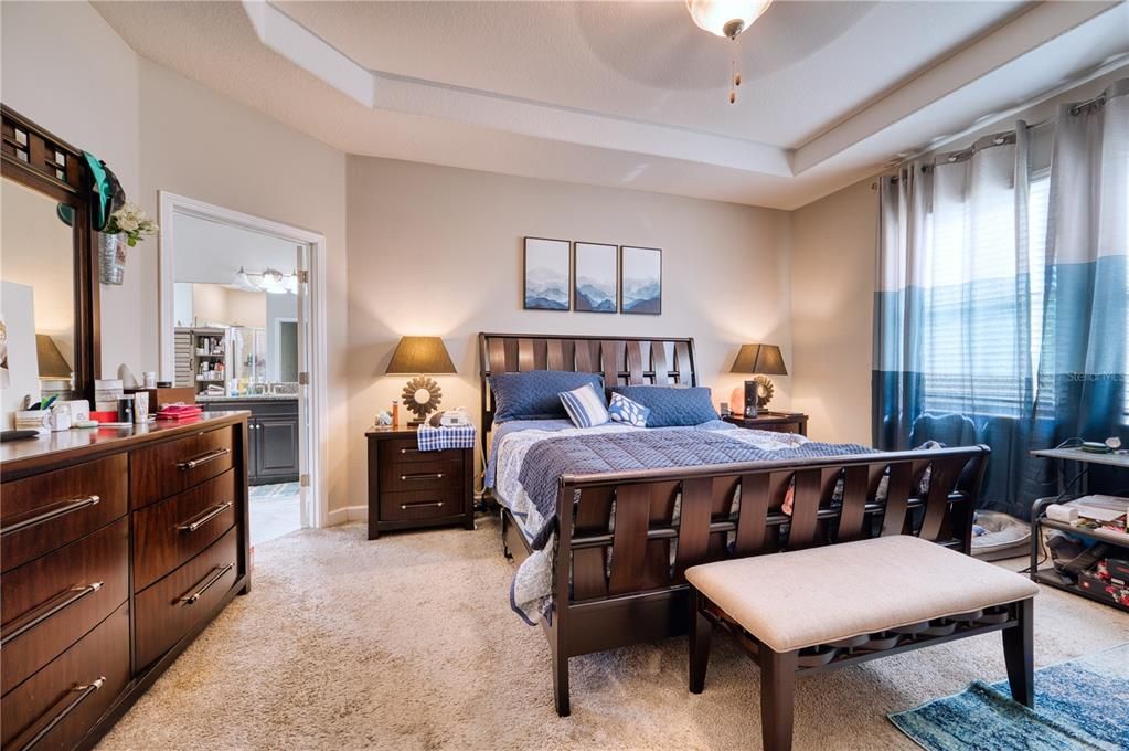 For Sale: $533,500 (5 beds, 3 baths, 3834 Square Feet)