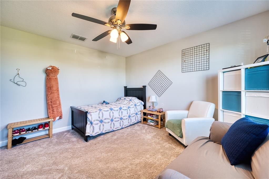 For Sale: $533,500 (5 beds, 3 baths, 3834 Square Feet)