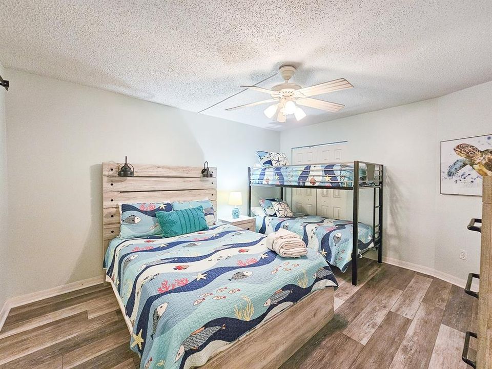 待售: $524,900 (2 贝兹, 2 浴室, 1200 平方英尺)