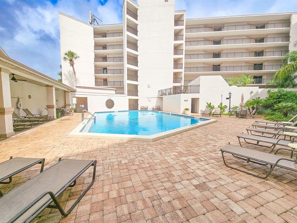 待售: $524,900 (2 贝兹, 2 浴室, 1200 平方英尺)