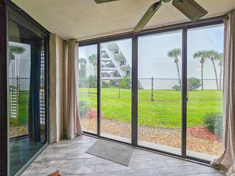 待售: $524,900 (2 贝兹, 2 浴室, 1200 平方英尺)