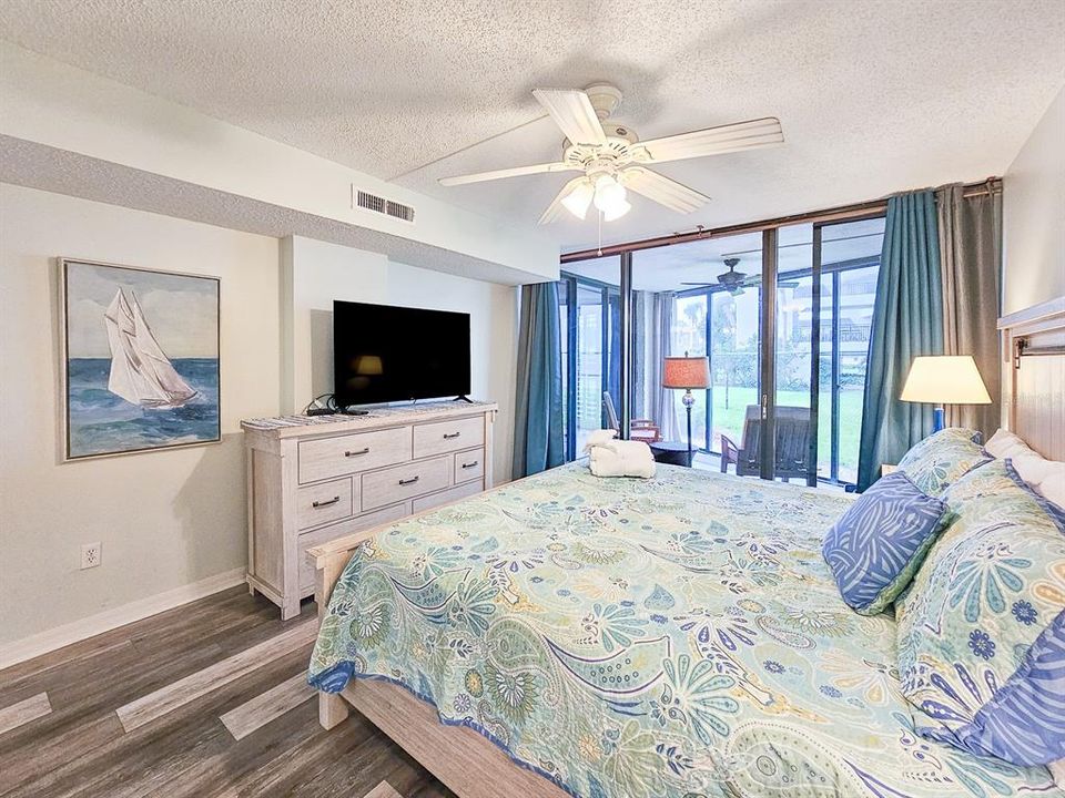 待售: $524,900 (2 贝兹, 2 浴室, 1200 平方英尺)