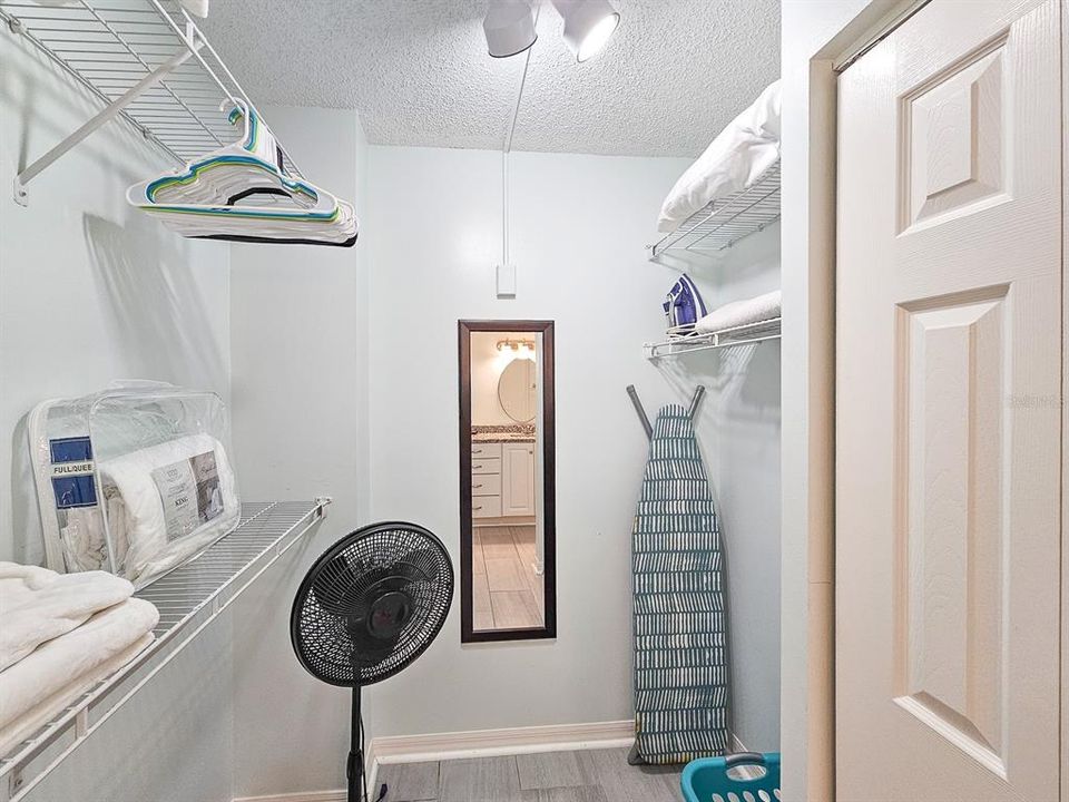 待售: $524,900 (2 贝兹, 2 浴室, 1200 平方英尺)