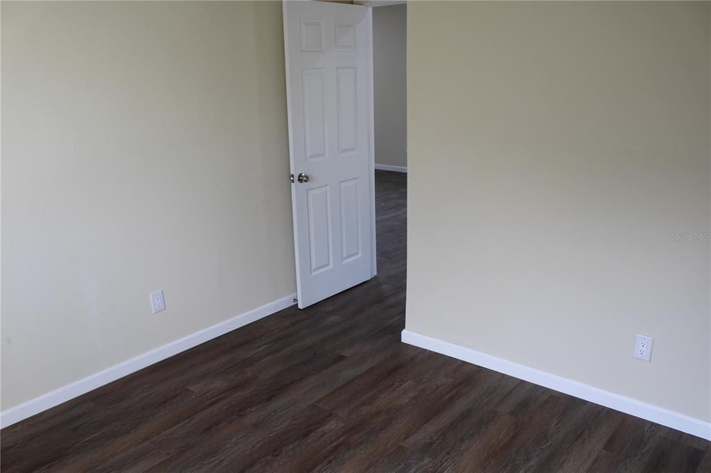 待售: $245,000 (3 贝兹, 2 浴室, 1344 平方英尺)