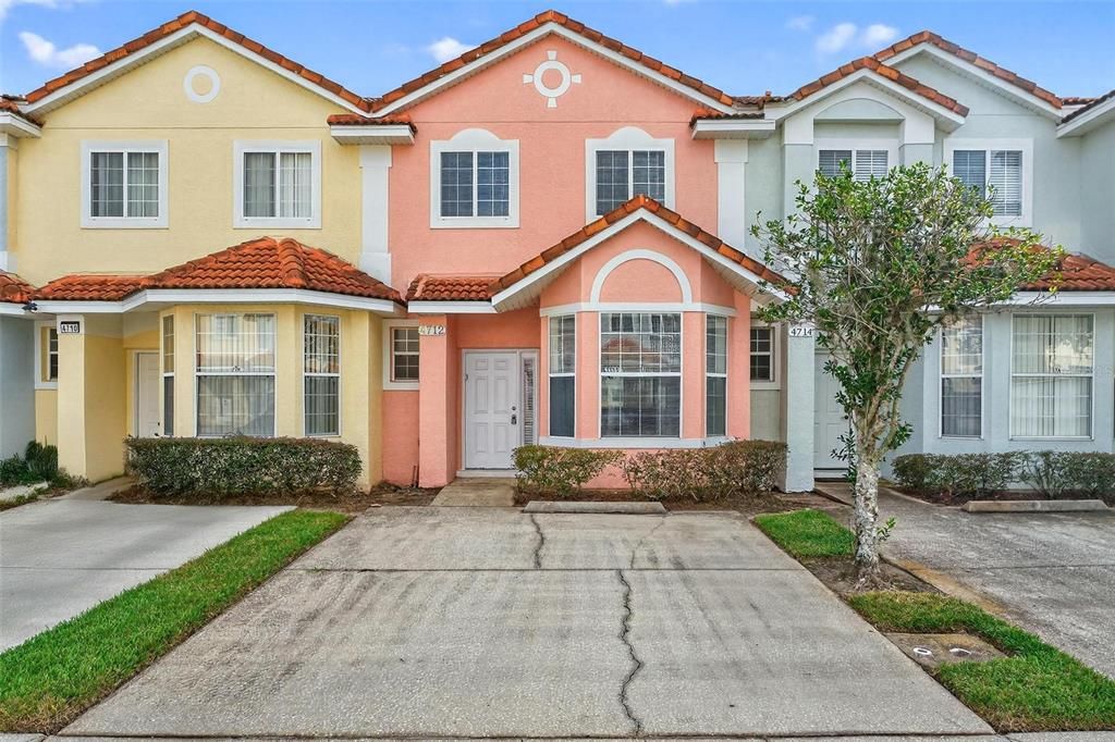 For Sale: $284,900 (3 beds, 2 baths, 1468 Square Feet)