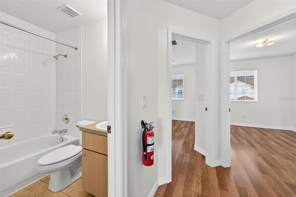 For Sale: $284,900 (3 beds, 2 baths, 1468 Square Feet)