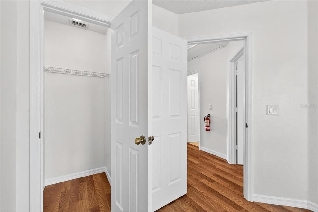 For Sale: $284,900 (3 beds, 2 baths, 1468 Square Feet)