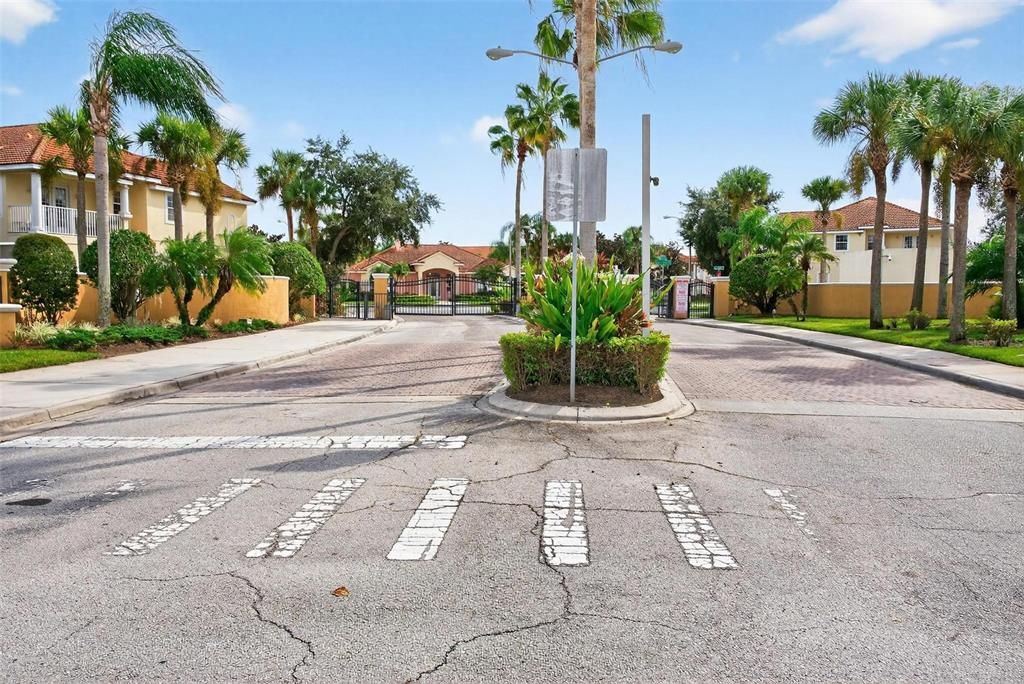 For Sale: $284,900 (3 beds, 2 baths, 1468 Square Feet)