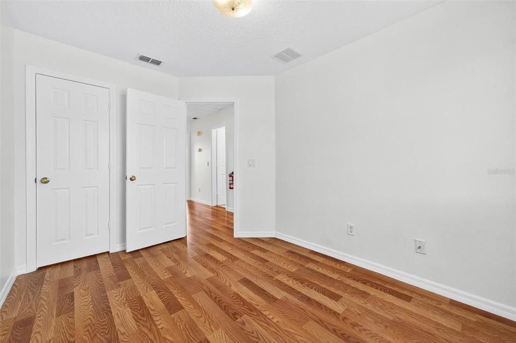 For Sale: $284,900 (3 beds, 2 baths, 1468 Square Feet)