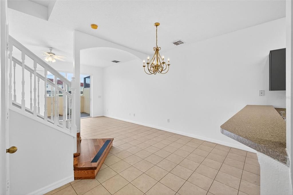 For Sale: $284,900 (3 beds, 2 baths, 1468 Square Feet)