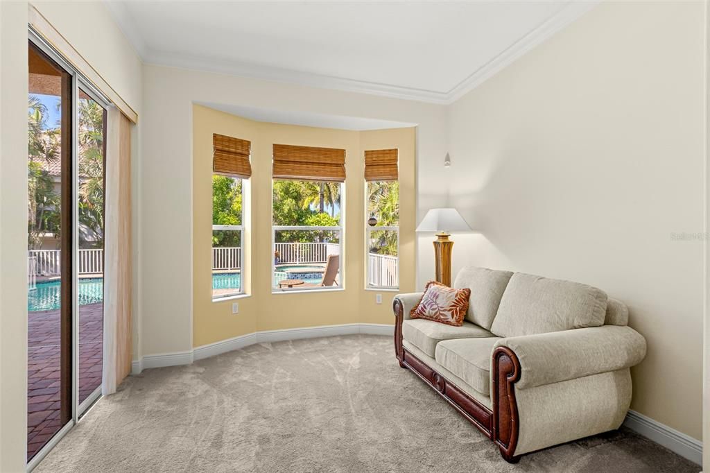 合同活跃: $1,599,000 (4 贝兹, 4 浴室, 3608 平方英尺)